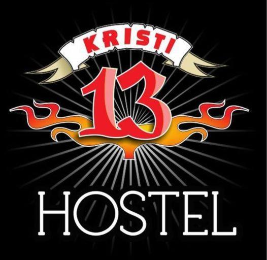 Hostel K13 Sarandë 外观 照片