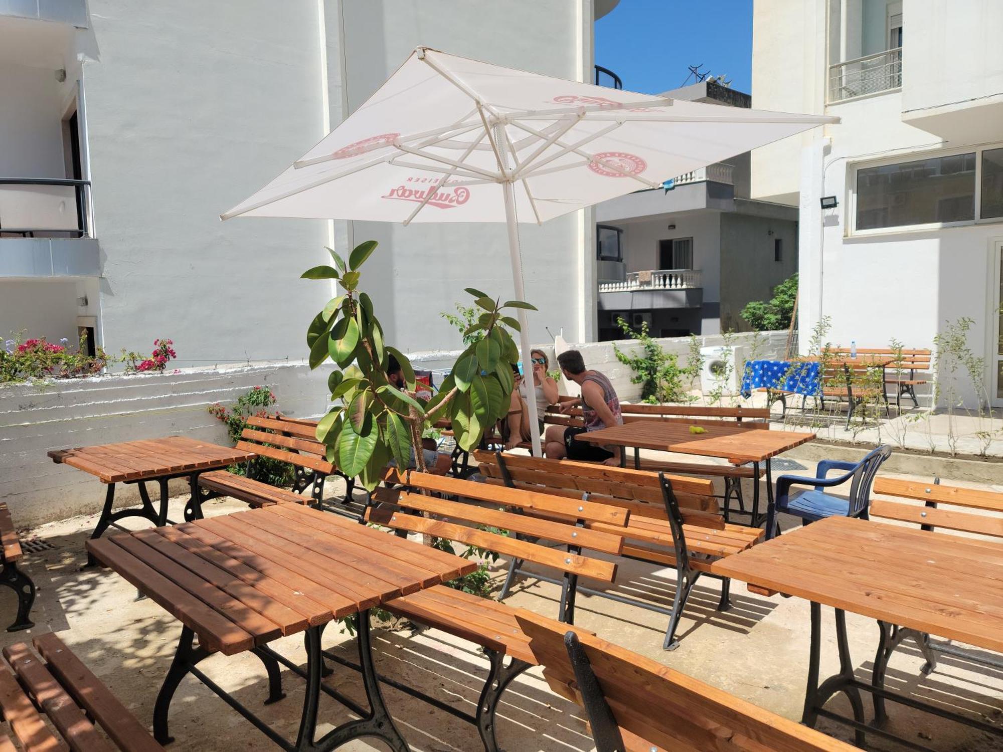 Hostel K13 Sarandë 外观 照片