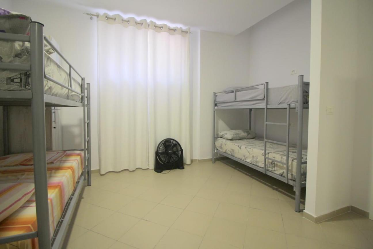 Hostel K13 Sarandë 外观 照片