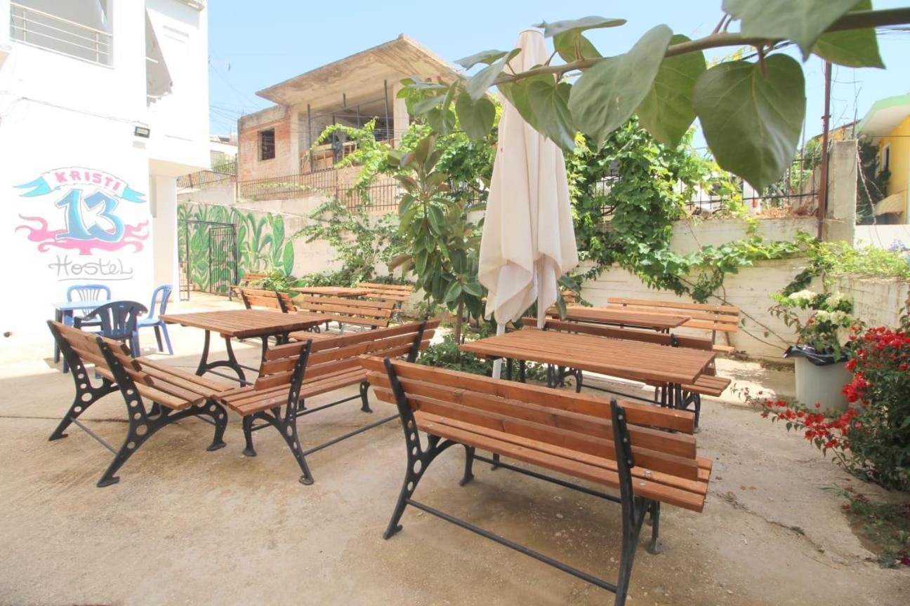 Hostel K13 Sarandë 外观 照片