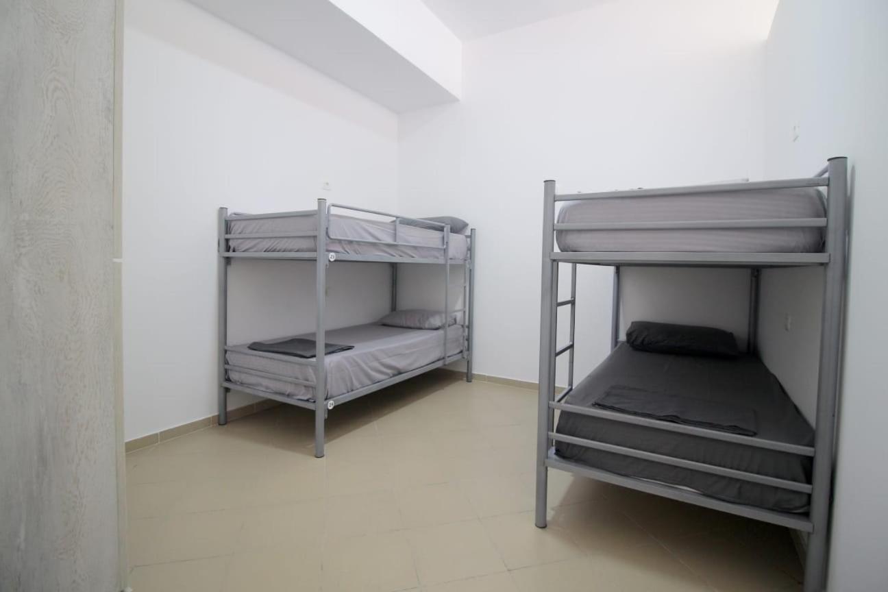 Hostel K13 Sarandë 外观 照片