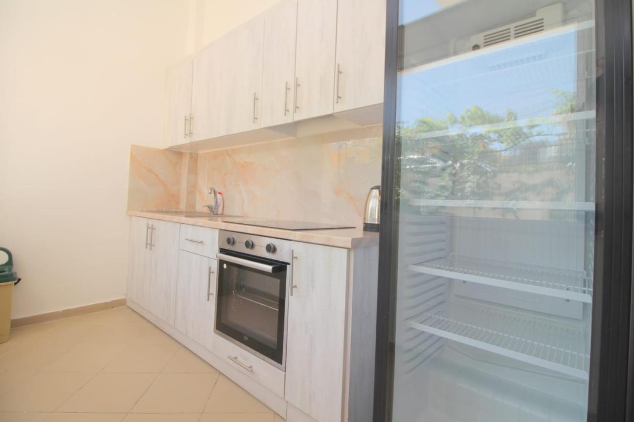 Hostel K13 Sarandë 外观 照片