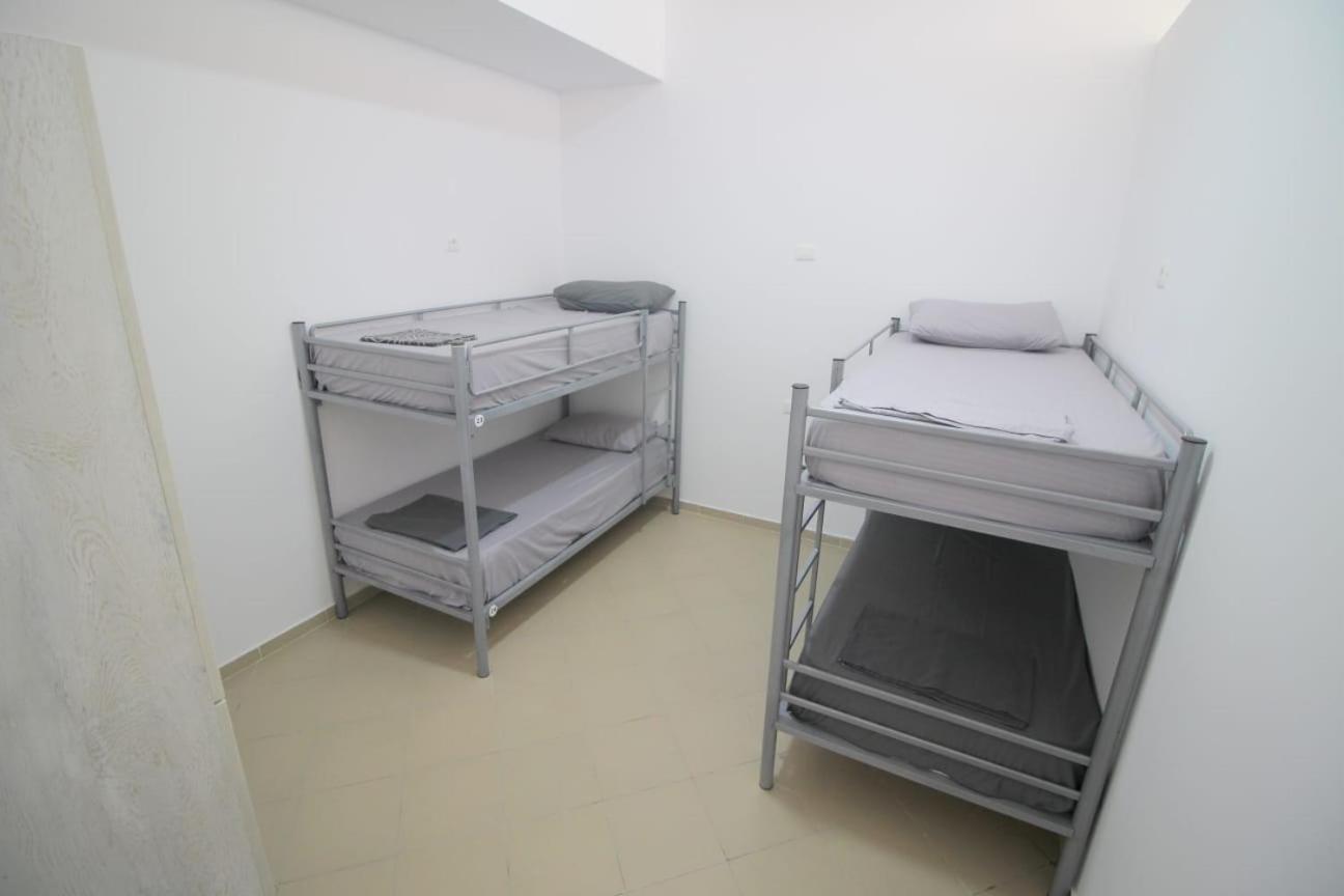 Hostel K13 Sarandë 外观 照片