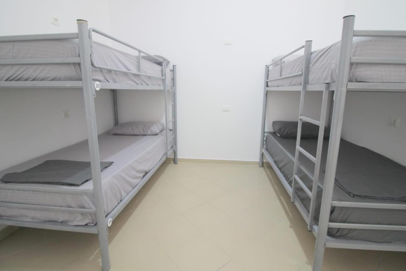 Hostel K13 Sarandë 外观 照片