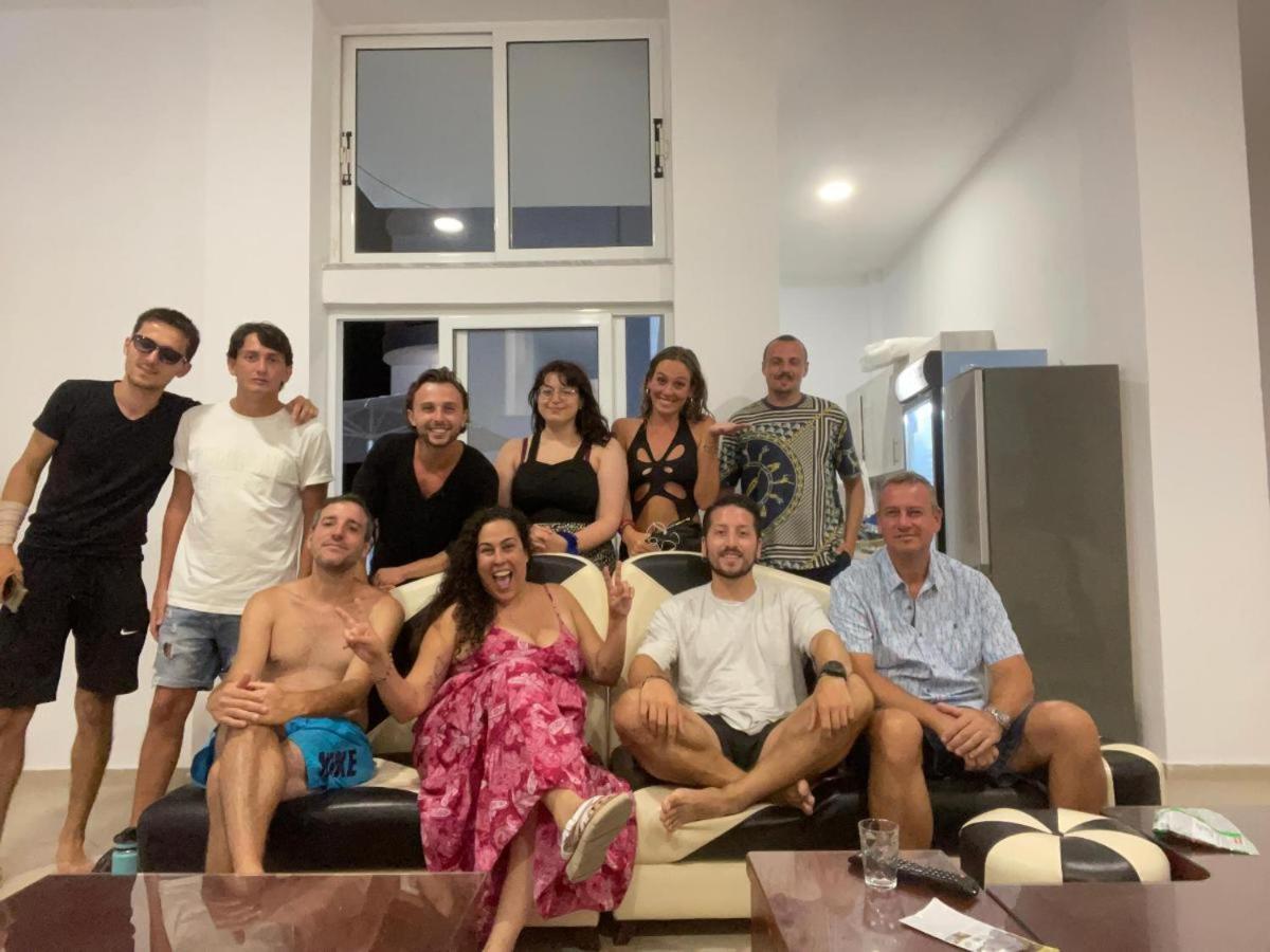 Hostel K13 Sarandë 外观 照片